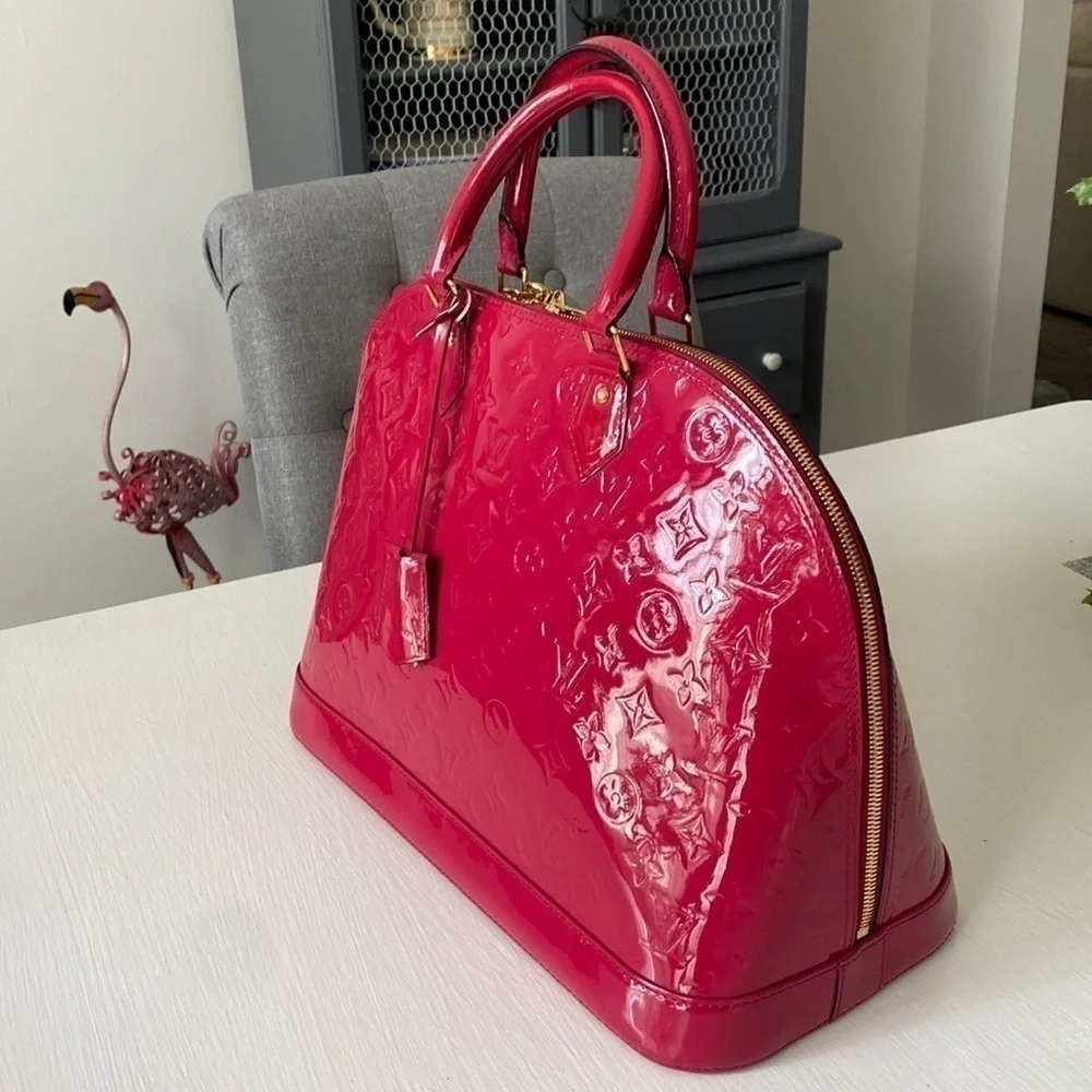 Louis Vuitton Pink Rose Indian Leather Monogram Vernis Alma GM Pristine, COA